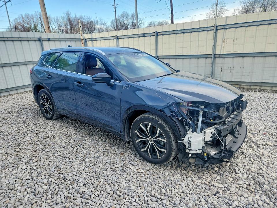 2025 Toyota Crown VIN JTDACAAJ6S3021347 COPART salvage auction — FRONT END, OH - CERTIFICATE OF TITLE, sold $14,600 on 2026-07-09 (photo 4)