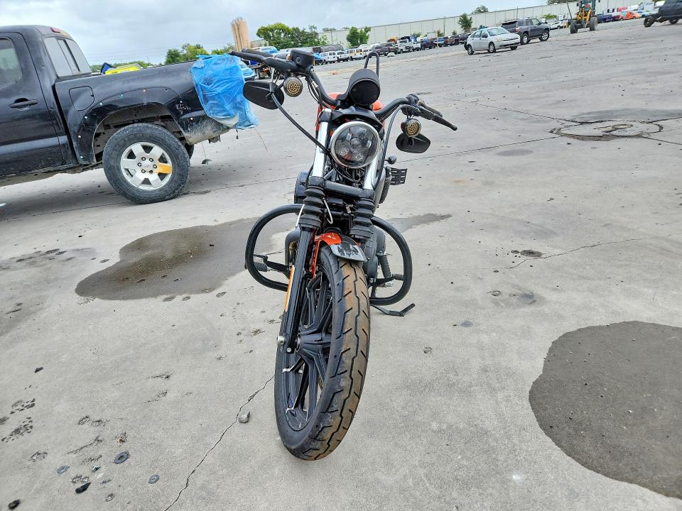 2020 Harley-davidson Iron VIN 1HD4LE21XLB410274 COPART salvage auction — MINOR DENT/SCRATCHES, Fl - Cert Of Title Slvg Rebuildable, sold $2,900 on 2026-07-09 (photo 2)