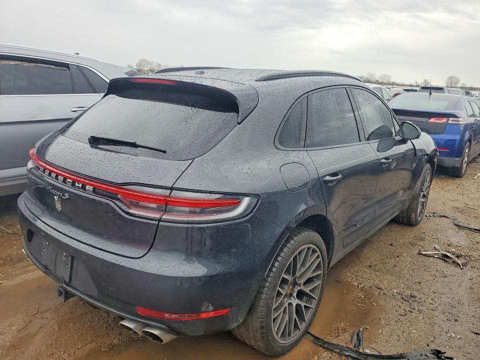 2021 Porsche Macan VIN WP1AB2A53MLB35786 COPART salvage auction — FRONT END, Il - Salvage Certificate, sold $26,750 on 2026-07-14 (photo 3)