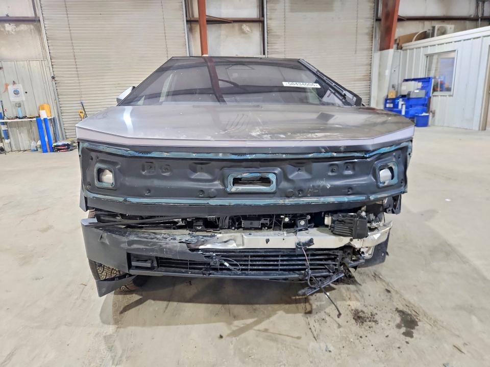 2026 Tesla Cybertruck VIN 7G2CEHED0TA090176 COPART salvage auction — Front End, MA - CERT OF TITLE-SALVAGE, sold $32,750 on 2026-06-19 (photo 5)