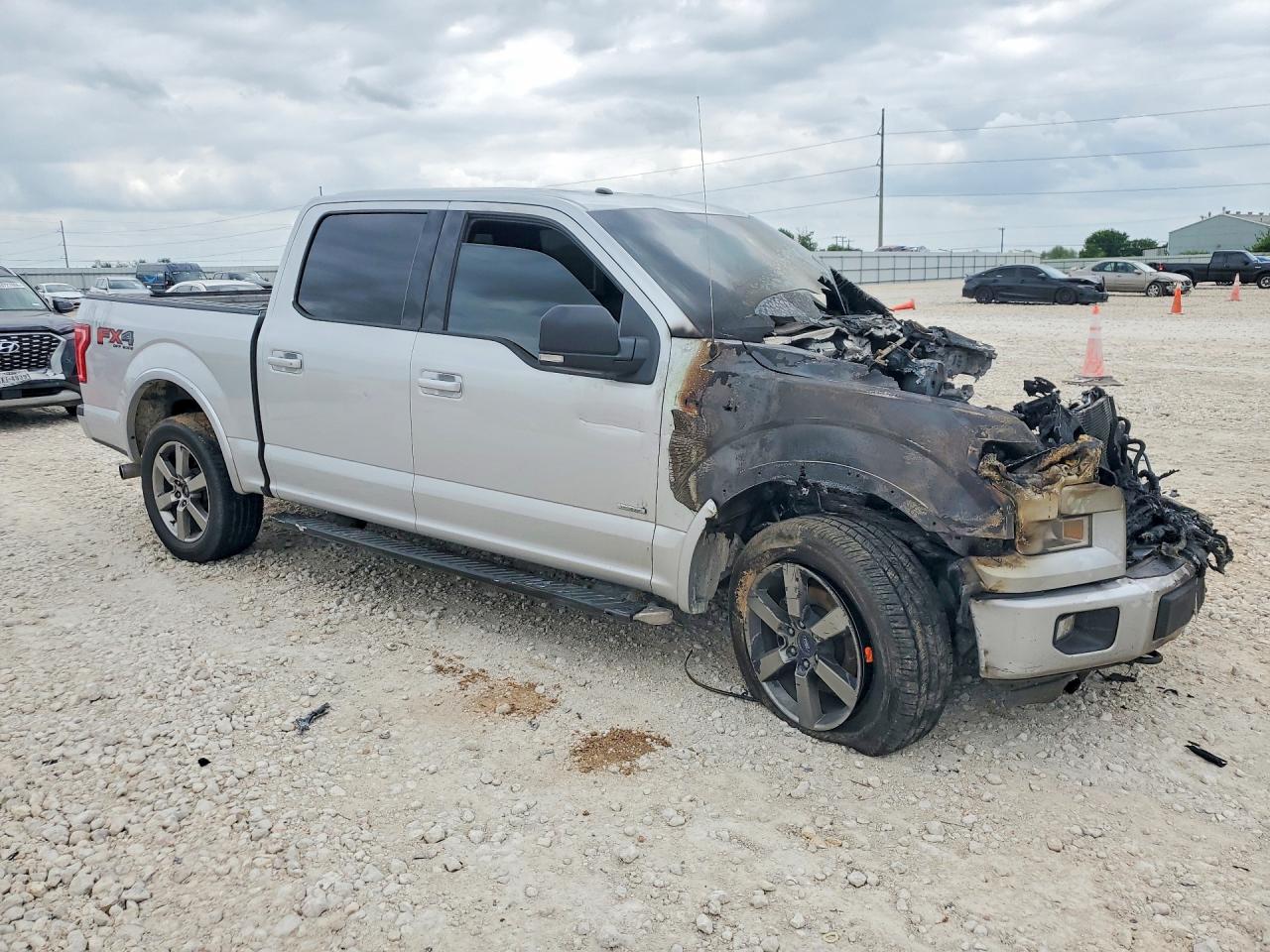 2016 Ford F-150 Lightning VIN 1FTEW1EG7GKF46549 COPART salvage auction — Burn Engine, TX - SALVAGE VEHICLE TITLE, sold $1,750 on 2026-07-09 (photo 4)