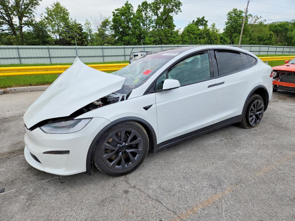 2022 Tesla Model x VIN 7SAXCBE56NF332946 — COPART salvage auction photo