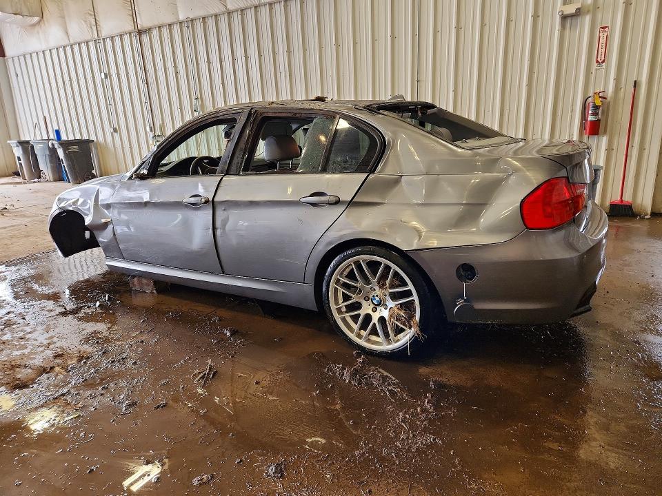 2011 BMW 3er VIN WBAPN7C52BF183821 COPART salvage auction — ROLLOVER, Wi - Junked Vehicle Bill Of Sale, sold $1,350 on 2026-07-20 (photo 2)