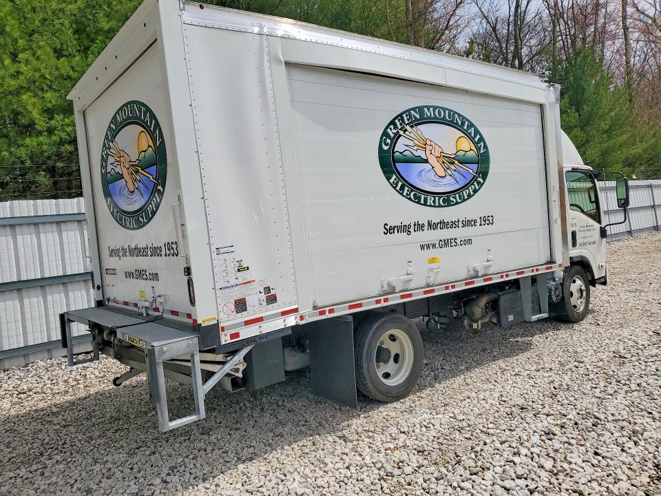 2025 Chevrolet Lcf 5500xd VIN JALEEW169S7P09063 COPART salvage auction — ROOF, Nh - Cert Of Title-Salvage, sold $10,200 on 2026-07-29 (photo 3)