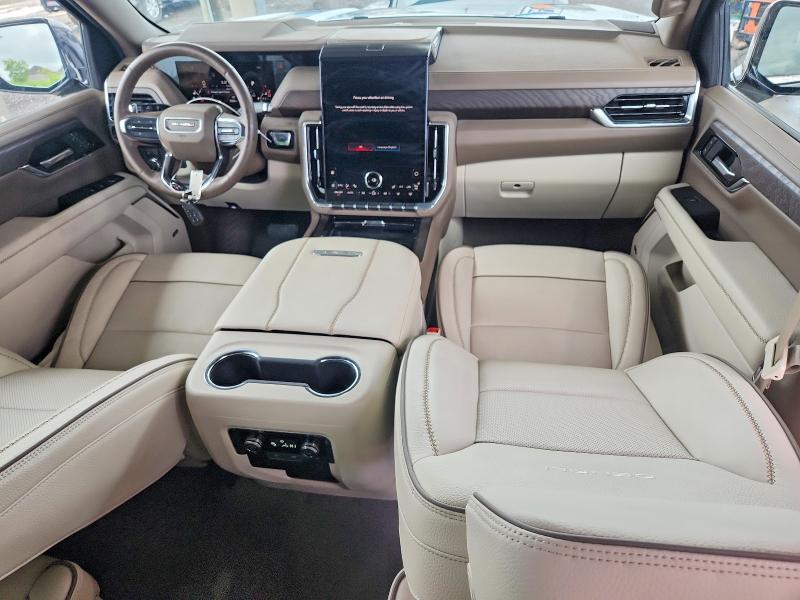 2025 Gmc Yukon VIN 1GKS2JRL7SR237190 COPART salvage auction — SIDE, Salvage Title, sold $38,500 on 2026-08-06 (photo 8)