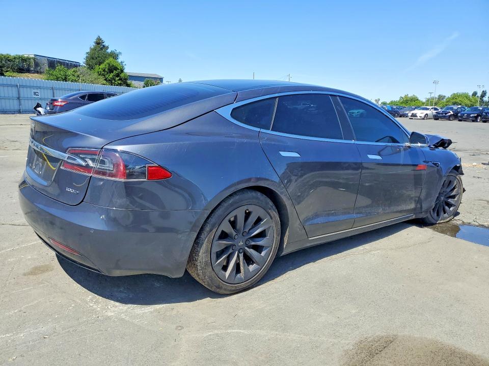 2018 Tesla VIN 5YJSA1E27JF292867 COPART salvage auction — FRONT END, Salvage Title, sold $5,400 on 2026-07-17 (photo 3)