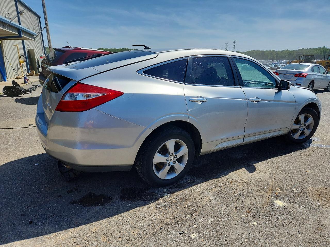 2011 Honda Accord Crosstour VIN 5J6TF1H3XBL002219 COPART salvage auction — Side, TN - SALVAGE CERTIFICATE, sold $575 on 2026-07-02 (photo 3)