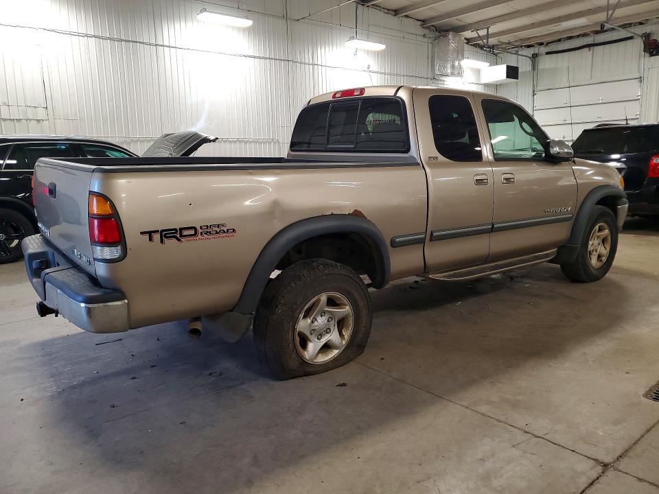 2001 Toyota Tundra VIN 5TBBT441X1S150828 COPART salvage auction — MINOR DENT/SCRATCHES, MN - CERTIFICATE OF TITLE, sold $750 on 2026-07-16 (photo 3)