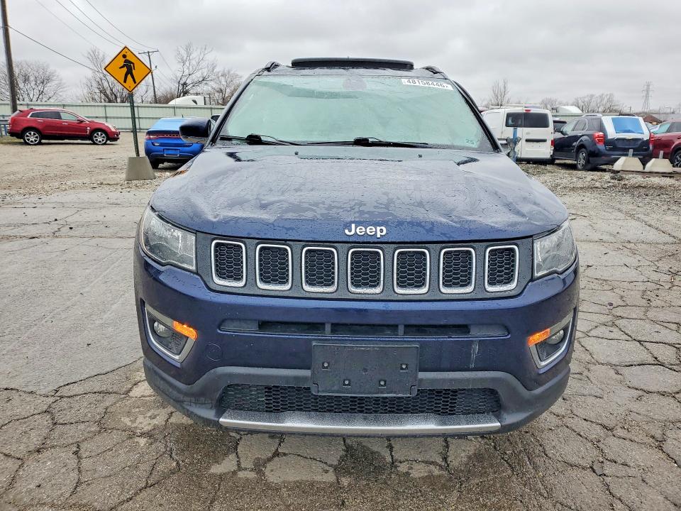 2020 Jeep Compass VIN 3C4NJDCB3LT234292 COPART salvage auction — ROLLOVER, Il - Salvage Certificate, sold $1,650 on 2026-07-03 (photo 5)
