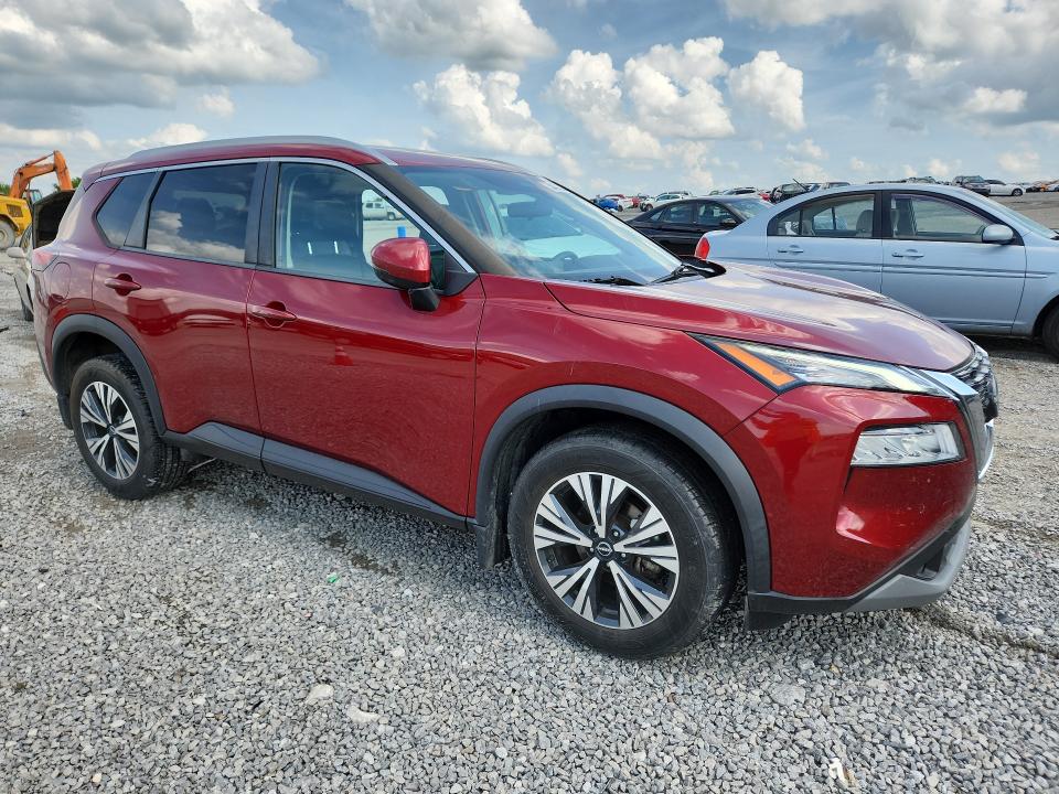 2022 Nissan Rogue VIN 5N1BT3BA9NC670297 COPART salvage auction — SIDE, Salvage Title, sold $5,400 on 2026-07-09 (photo 4)
