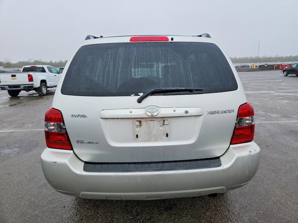 2005 Toyota Highlander VIN JTEEP21A740053820 COPART salvage auction — MINOR DENT/SCRATCHES, Ny - Cert Of Title-Parts Only, sold $900 on 2026-07-06 (photo 6)