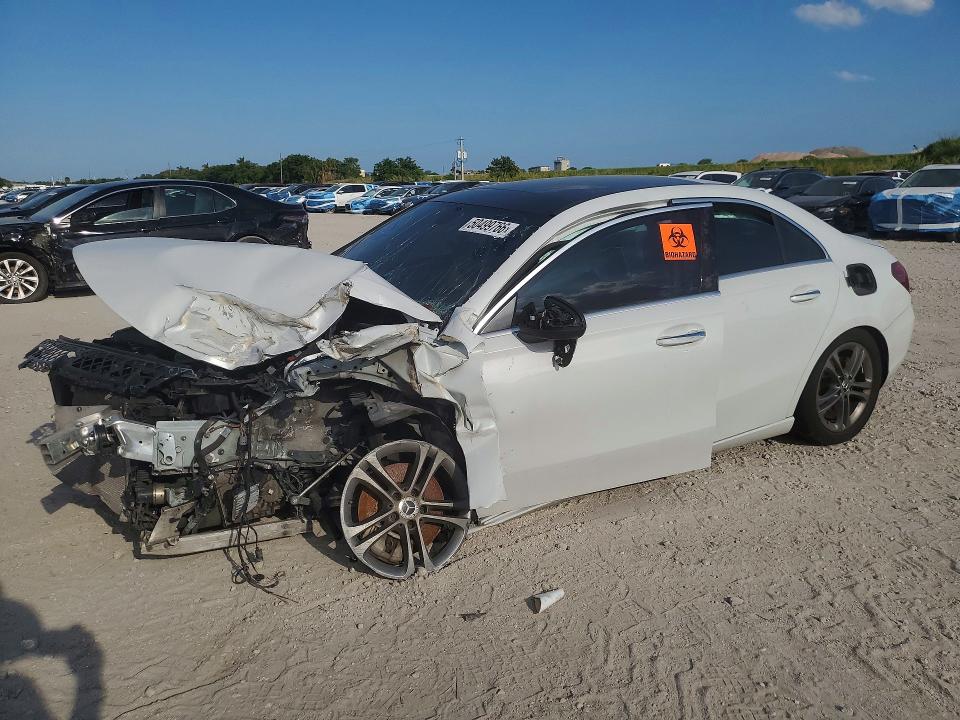 2020 Mercedes-benz A-class VIN W1K3G4EB2LW045815 — COPART salvage auction photo