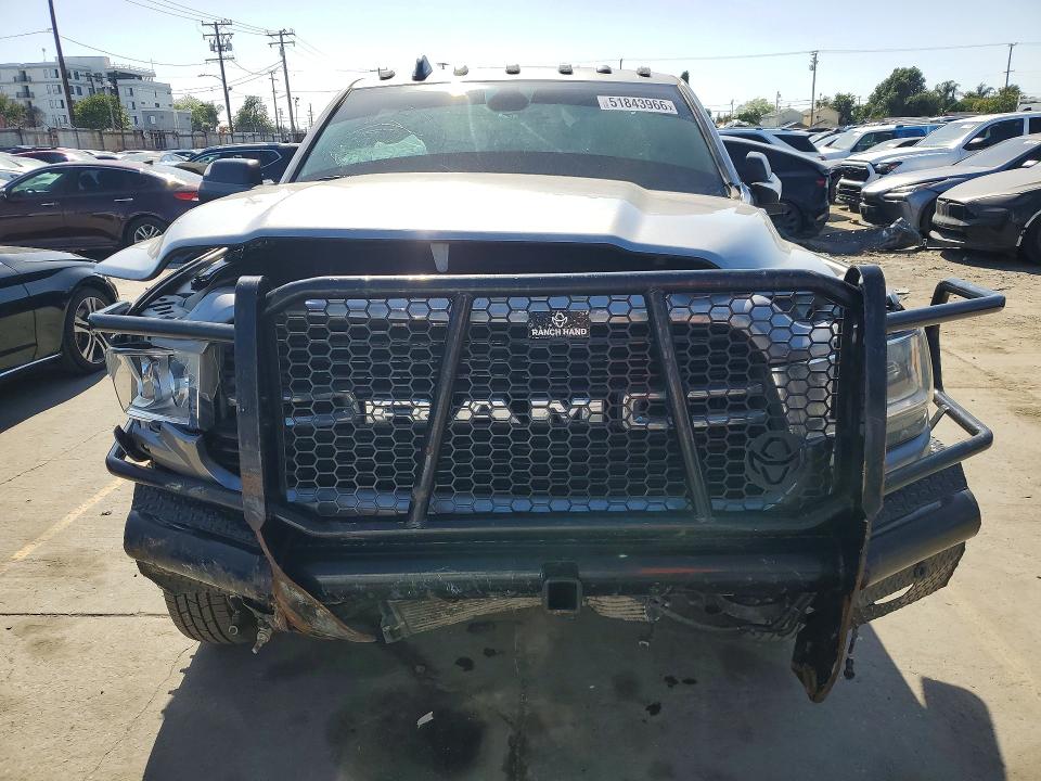 2020 Ram 3500 VIN 3C63RRHL7LG109083 COPART salvage auction — FRONT END, Ok - Dis/Dlr/Exp Only Salvage Title, sold $15,300 on 2026-07-29 (photo 5)