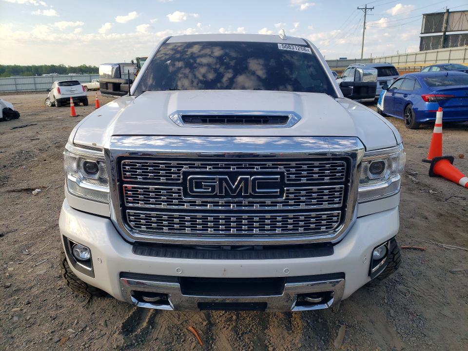2019 Gmc SIERRA VIN 1GT12SEYXKF249950 COPART salvage auction — FRONT END, Salvage Title, sold $31,500 on 2026-07-31 (photo 5)