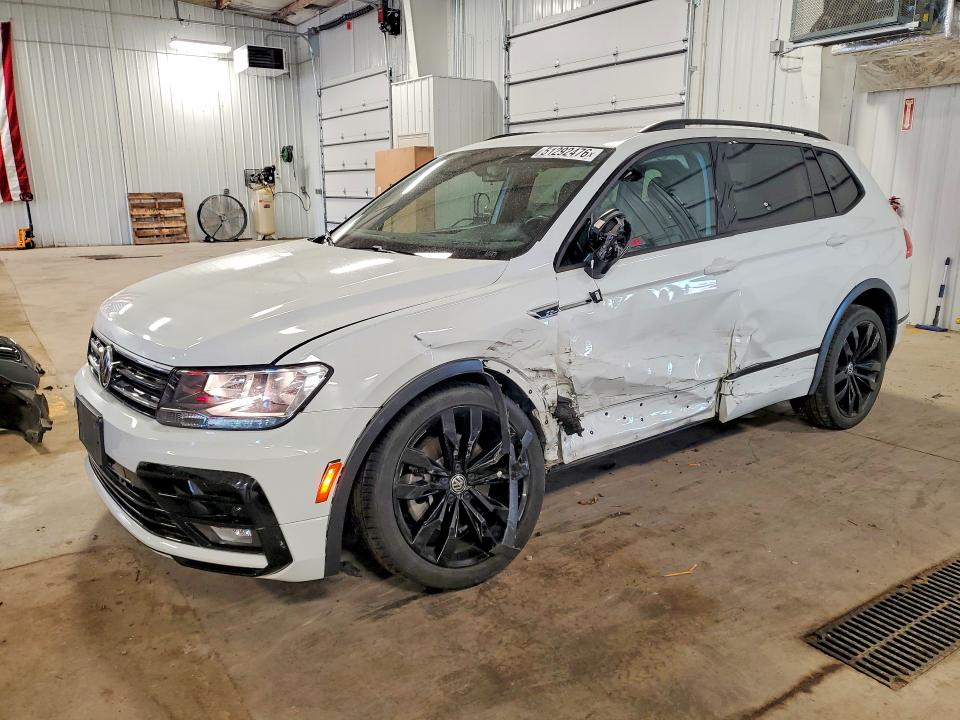 2021 Volkswagen Tiguan VIN 3VV2B7AX9MM095752 — COPART salvage auction photo