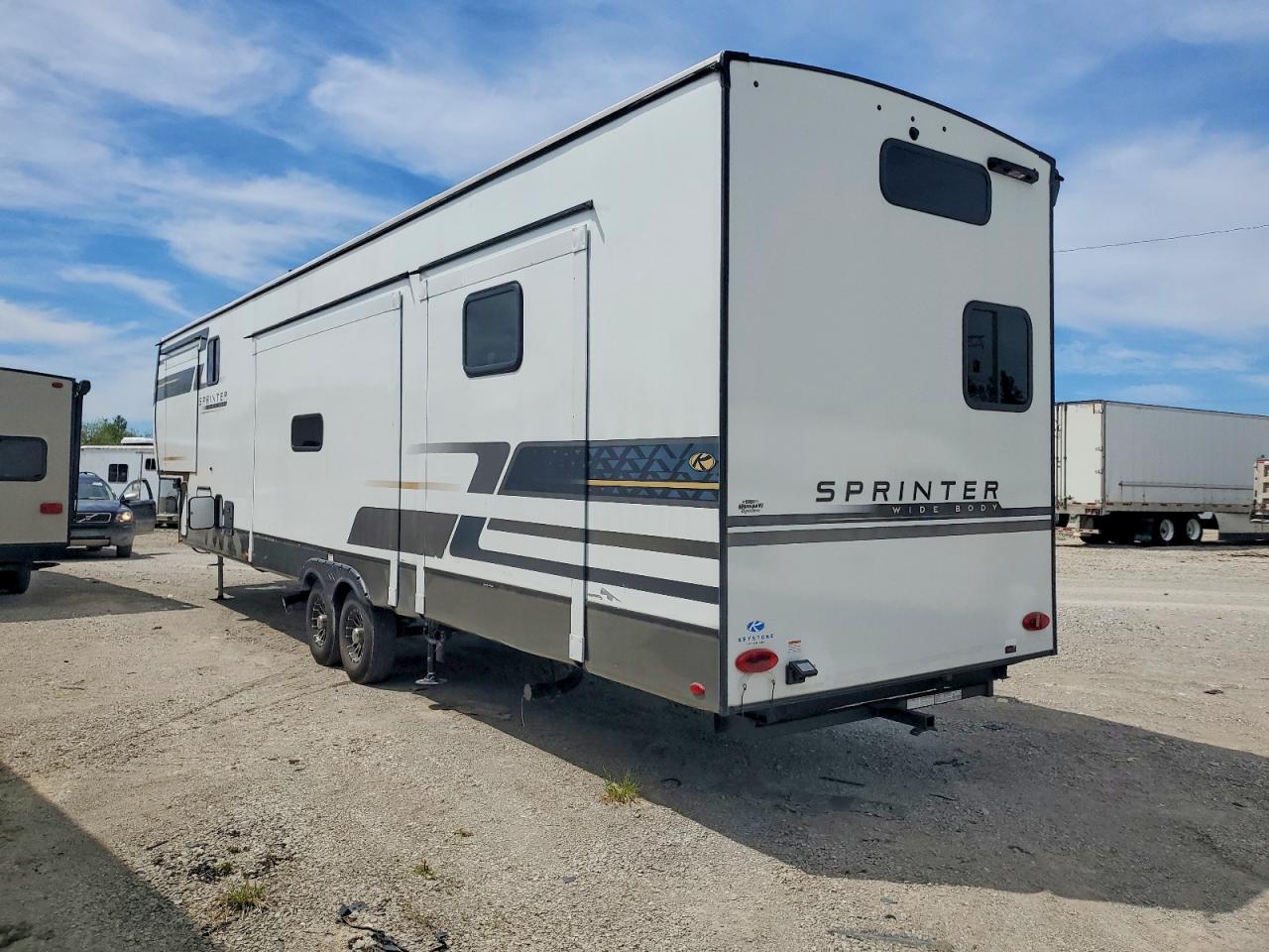 2025 Keys Sprinter Series VIN 4YDFSTV20S4530607 COPART salvage auction — Burn, KY - CERT OF TITLE-SALVAGE, sold $28,000 on 2026-07-06 (photo 3)