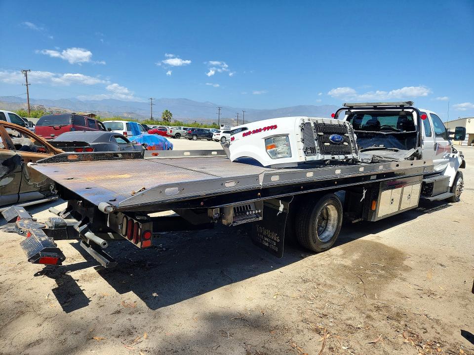 2016 Ford F650-f750 VIN 1FDWX6DX2GDA01844 COPART salvage auction — FRONT END, Ca - Salvage Certificate, sold $14,000 on 2026-07-29 (photo 3)
