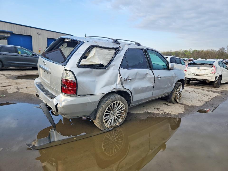 2005 Acura Mdx VIN 2HNYD18945H555398 COPART salvage auction — ROLLOVER, PA - CERTIFICATE OF SALVAGE, sold $325 on 2026-07-02 (photo 3)