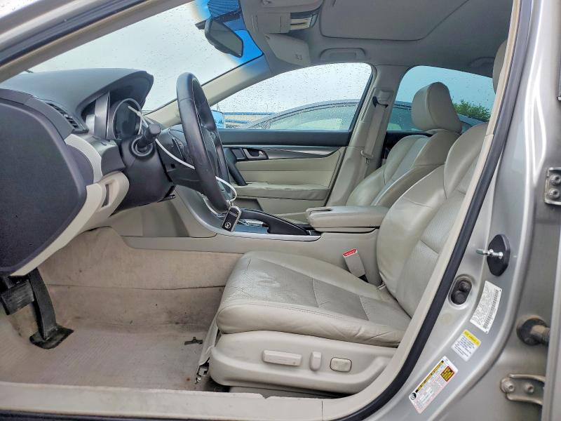 2010 Acura Tl VIN 19UUA8F55AA018197 COPART salvage auction — REAR END, CA - SALVAGE CERTIFICATE, sold $325 on 2026-07-30 (photo 7)
