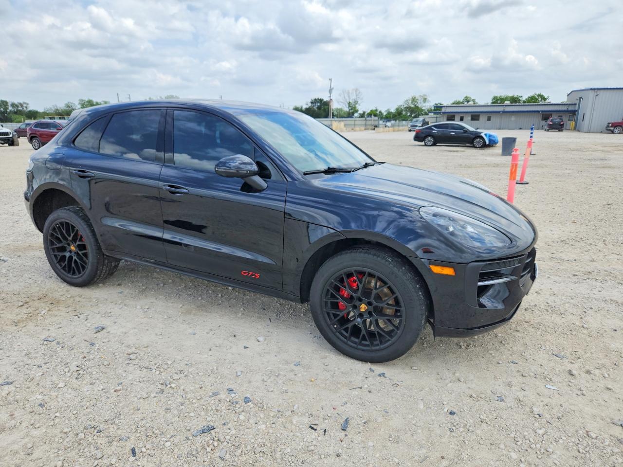 2021 Porsche Macan VIN WP1AG2A53MLB54078 COPART salvage auction — Minor Dent/Scratches, TX - CERTIFICATE OF TITLE, sold $32,500 on 2026-07-02 (photo 4)