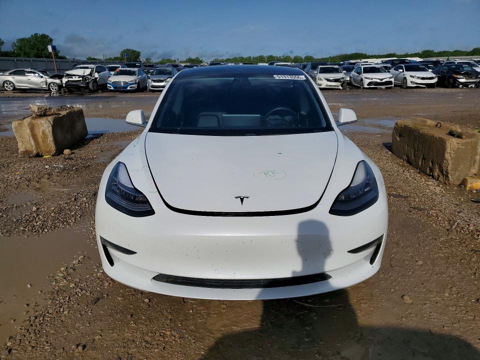 2019 Tesla Model 3 VIN 5YJ3E1EA0KF483001 COPART salvage auction — HAIL, Ks - Cert Of Title-Salvage, sold $8,700 on 2026-07-09 (photo 5)