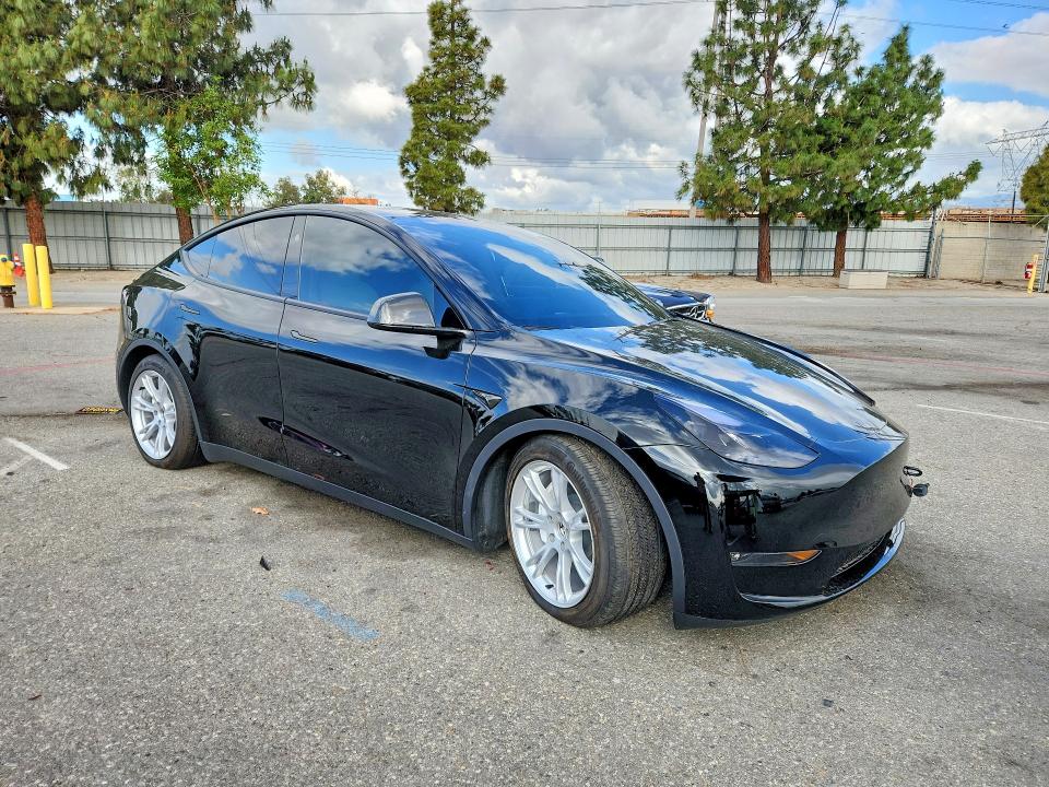2024 Tesla Model y VIN 7SAYGDEE2RF066383 COPART salvage auction — FRONT END, Ca - Salvage Certificate, sold $14,900 on 2026-07-28 (photo 4)