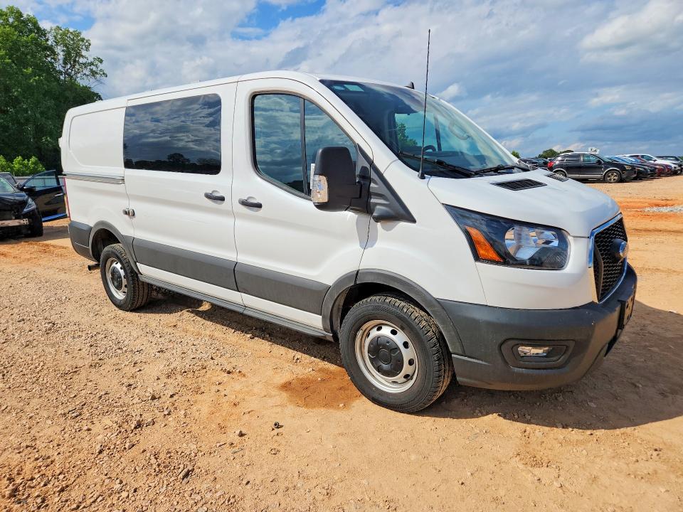 2025 Ford Transit VIN 1FTBR1Y84SKA18040 COPART salvage auction — REAR END, Nc - Salvage Certificate Of Title, sold $15,000 on 2026-07-29 (photo 4)