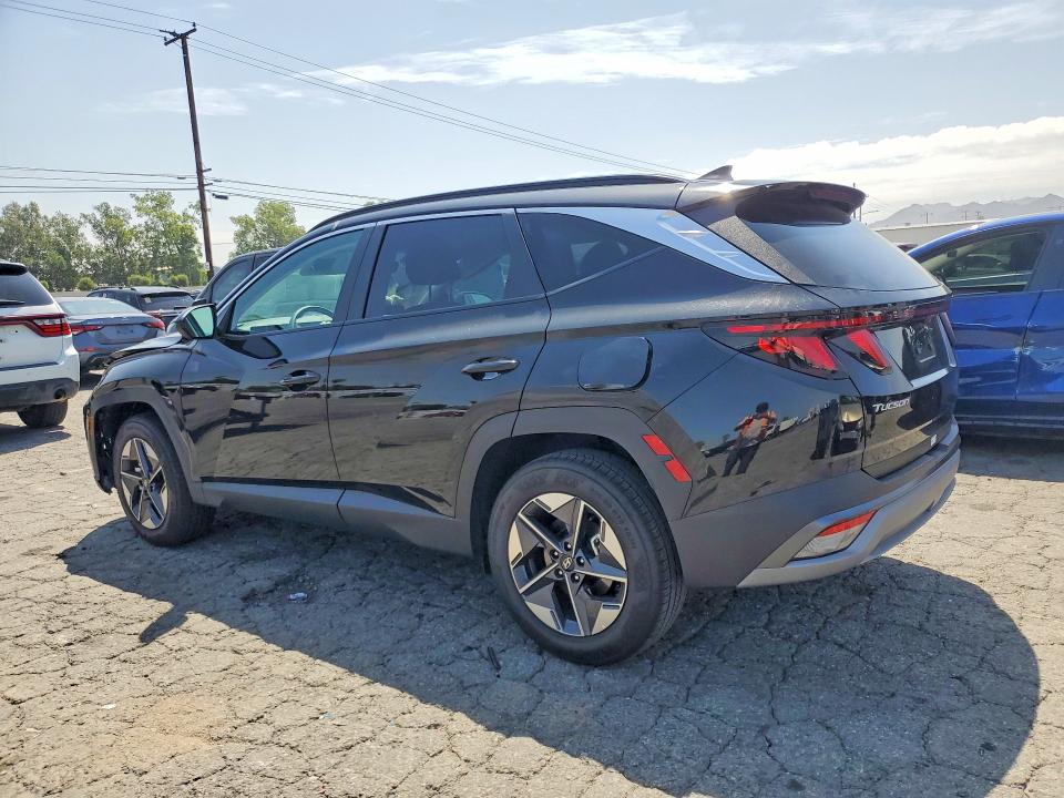 2026 Hyundai Tucson VIN 5NMJB3DE1TH678055 COPART salvage auction — NORMAL WEAR, FL - CERT OF TITLE SLVG REBUILDABLE (P), sold $9,500 on 2026-07-30 (photo 2)