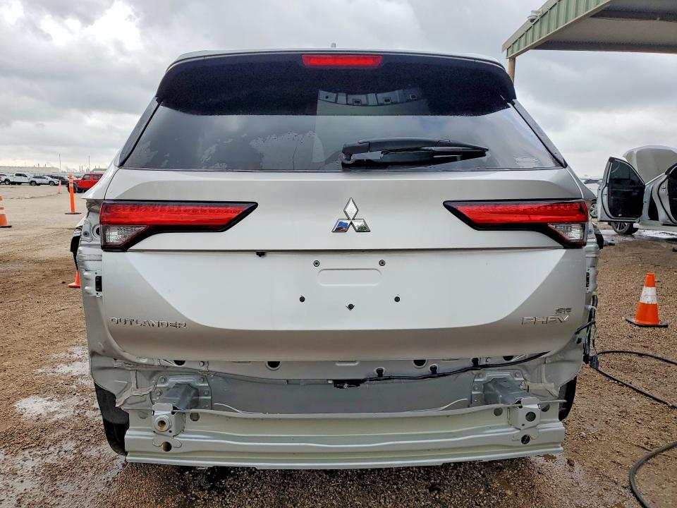 2023 Mitsubishi Outlander VIN JA4T5UA95PZ062710 COPART salvage auction — FRONT END, FL - CERTIFICATE OF DESTRUCTION, sold $4,450 on 2026-07-13 (photo 6)