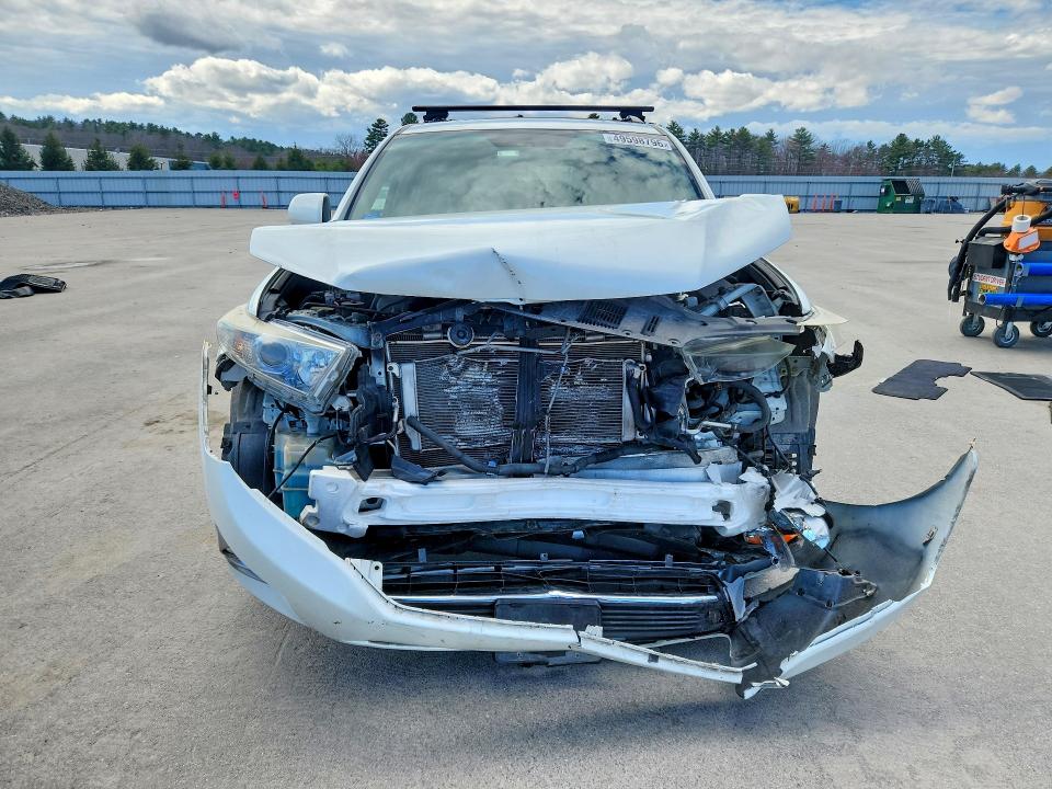 2011 Toyota Highlander hybrid VIN JTEBC3EH3B2001713 COPART salvage auction — FRONT END, Me - Cert Of Title-Salvage Collisio, sold $1,300 on 2026-07-15 (photo 5)