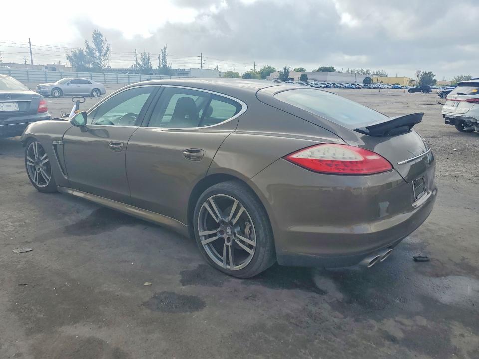 2011 Porsche Panamera VIN WP0AB2A74BL060824 COPART salvage auction — MECHANICAL, FL - CERT OF TITLE SLVG REBUILDABLE (P), sold $975 on 2026-08-19 (photo 2)