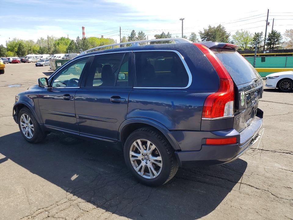 2013 Volvo Xc90 VIN YV4952CZ7D1639486 COPART salvage auction — REAR END, Co - Public - Salvage Title, sold $650 on 2026-08-06 (photo 2)