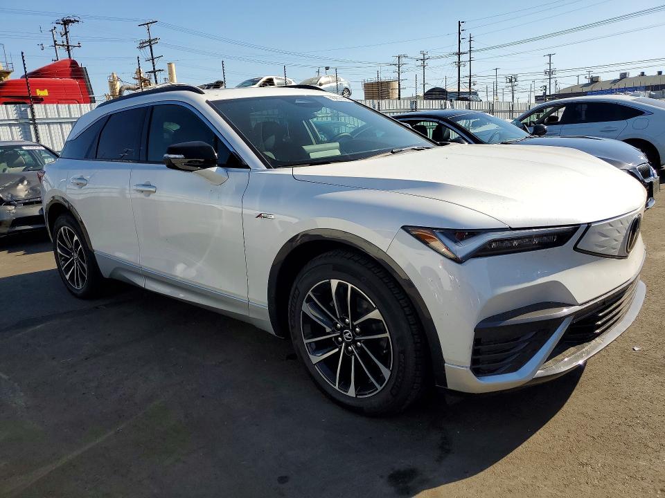 2024 Acura Zdx VIN 4W5KHNRL7RZ508506 COPART salvage auction — WATER/FLOOD, Ca - Salvage Certificate, sold $11,200 on 2026-07-08 (photo 4)