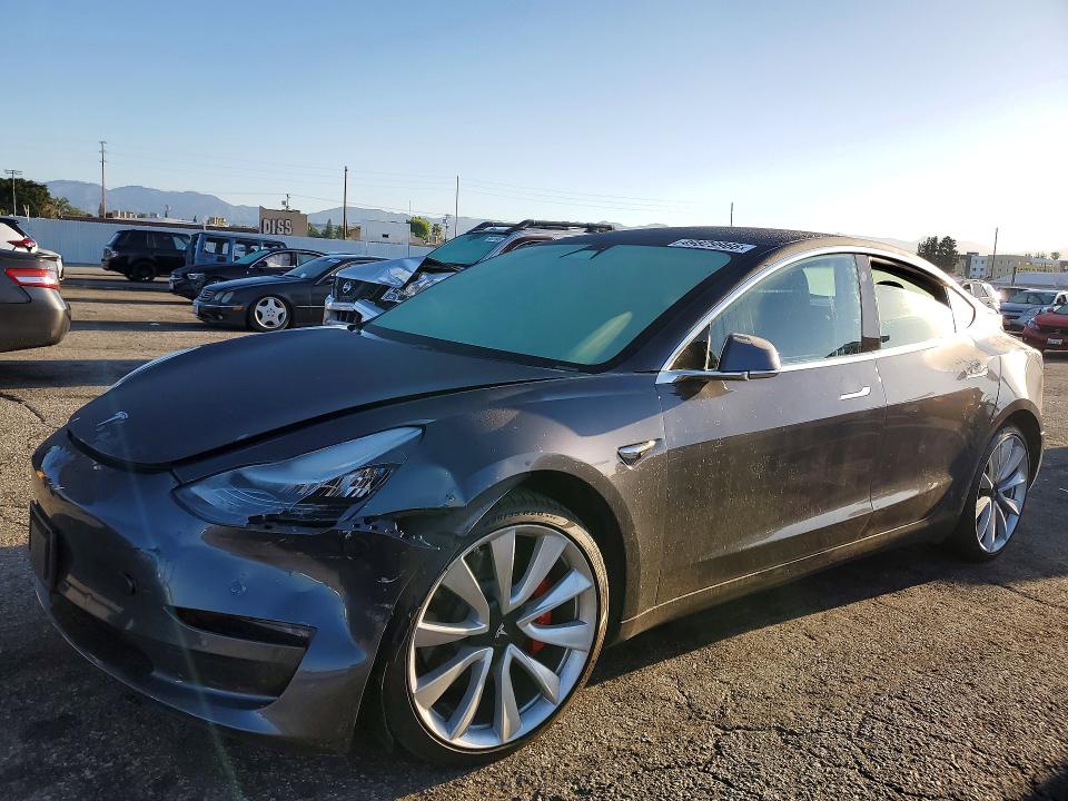 2019 Tesla Model 3 VIN 5YJ3E1EB3KF368000 COPART salvage auction — FRONT END, Salvage Title, sold $400 on 2026-07-24 (photo 1)
