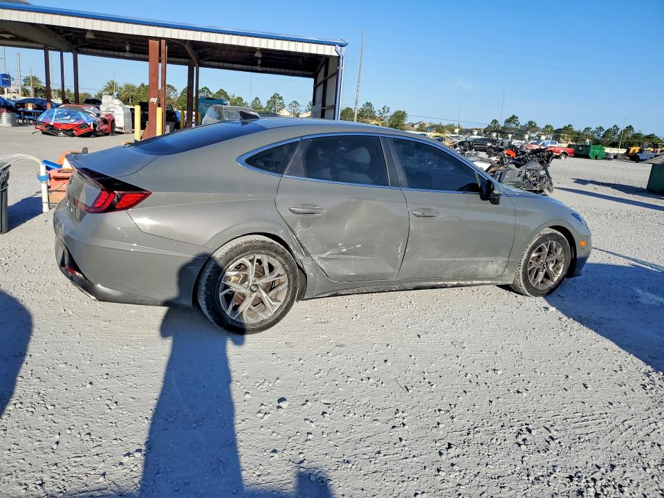 2021 Hyundai Sonata VIN KMHL64JA9MA158374 COPART salvage auction — SIDE, FL, sold $30 on 2026-07-24 (photo 3)