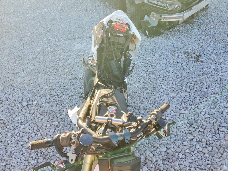 2010 Ducati Streetfighter VIN ZDM11BEW5AB003268 COPART salvage auction — SIDE, NV - SALVAGE TITLE, sold $400 on 2026-09-03 (photo 5)