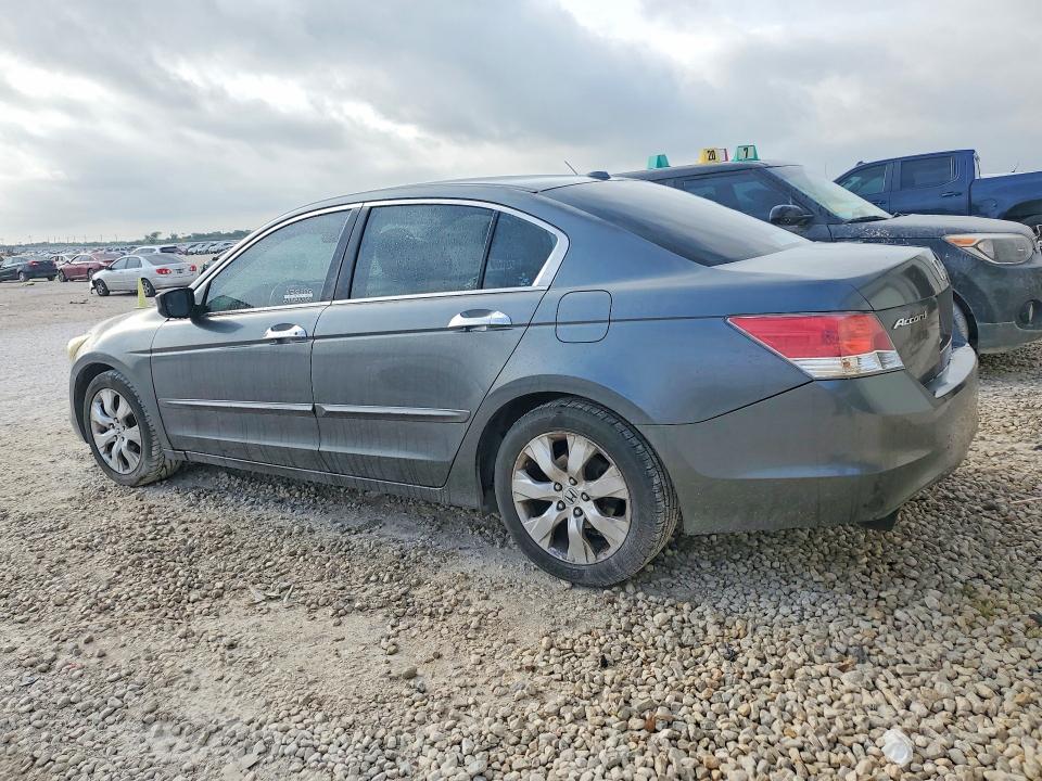 2010 Honda Accord VIN 5KBCP3F80AB001130 COPART salvage auction — NORMAL WEAR, Tx - Certificate Of Title, sold $625 on 2026-07-09 (photo 2)