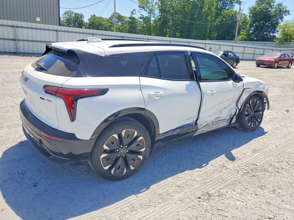 2024 Chevrolet Blazer VIN 3GNKDCRJ7RS161422 COPART salvage auction — SIDE, Nc - Salvage Certificate Of Title, sold $10,200 on 2026-07-22 (photo 3)