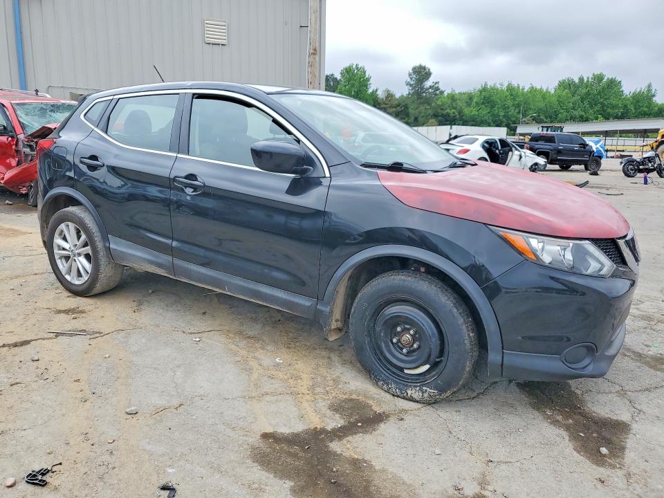 2019 Nissan Rogue VIN JN1BJ1CP2KW229030 COPART salvage auction — MINOR DENT/SCRATCHES, Wv - Salvage Certificate, sold $900 on 2026-07-28 (photo 4)