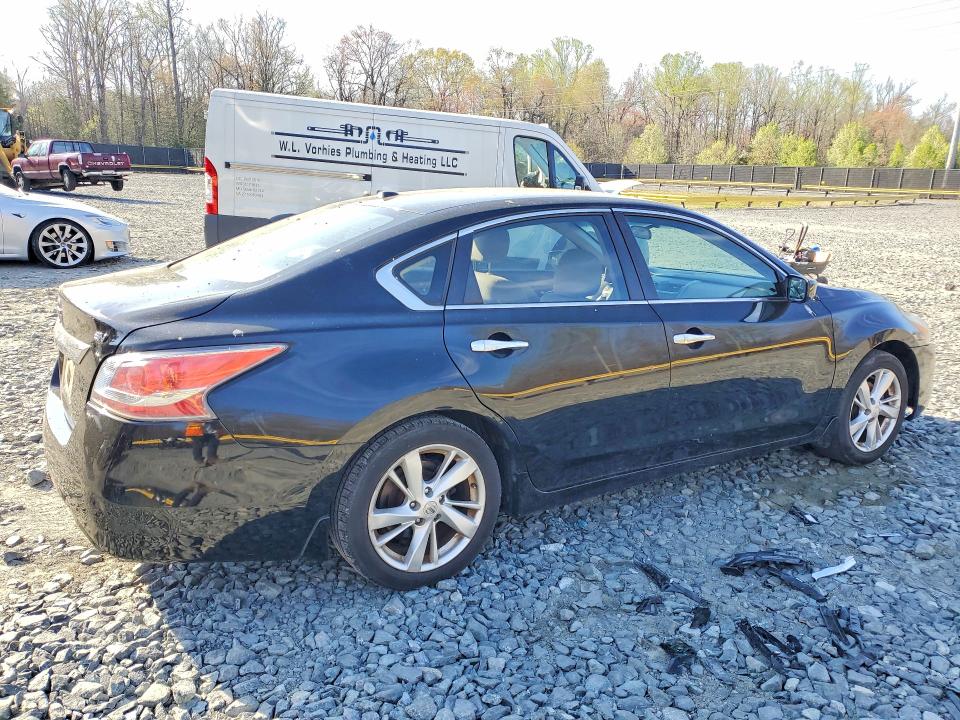 2015 Nissan Altima VIN 1N4AL3AP8FC273158 COPART salvage auction — REAR END, Az - Cert Of Title - Salvage, sold $1,150 on 2026-07-10 (photo 3)