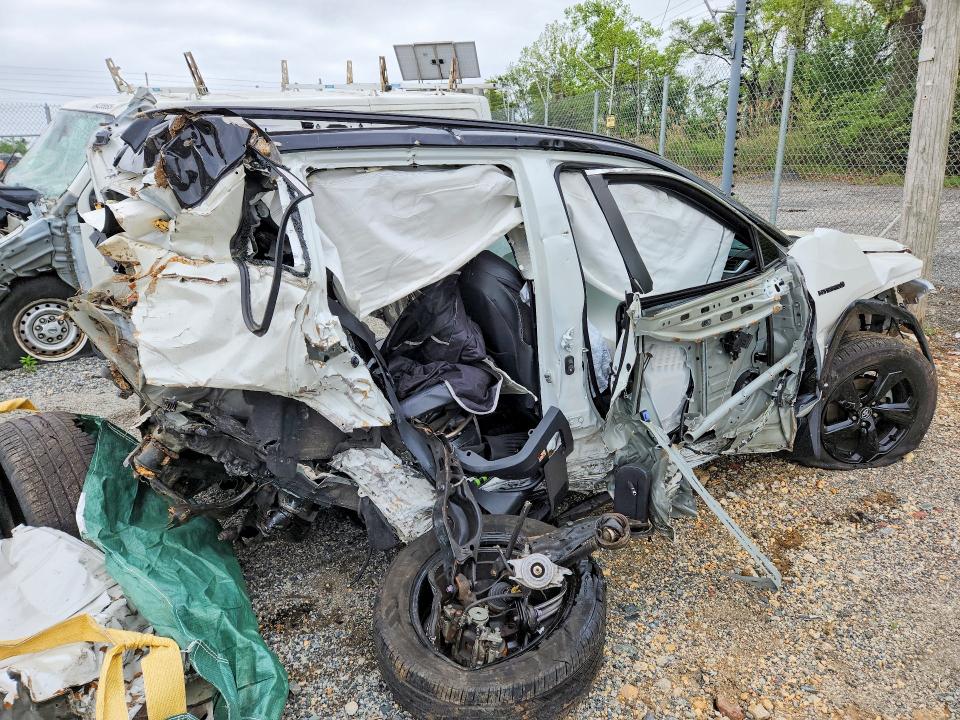 2020 Toyota Rav4 VIN 2T3EWRFV7LW093143 COPART salvage auction — ALL OVER, Id - Salvage Certificate Of Title, sold $1,650 on 2026-07-02 (photo 3)