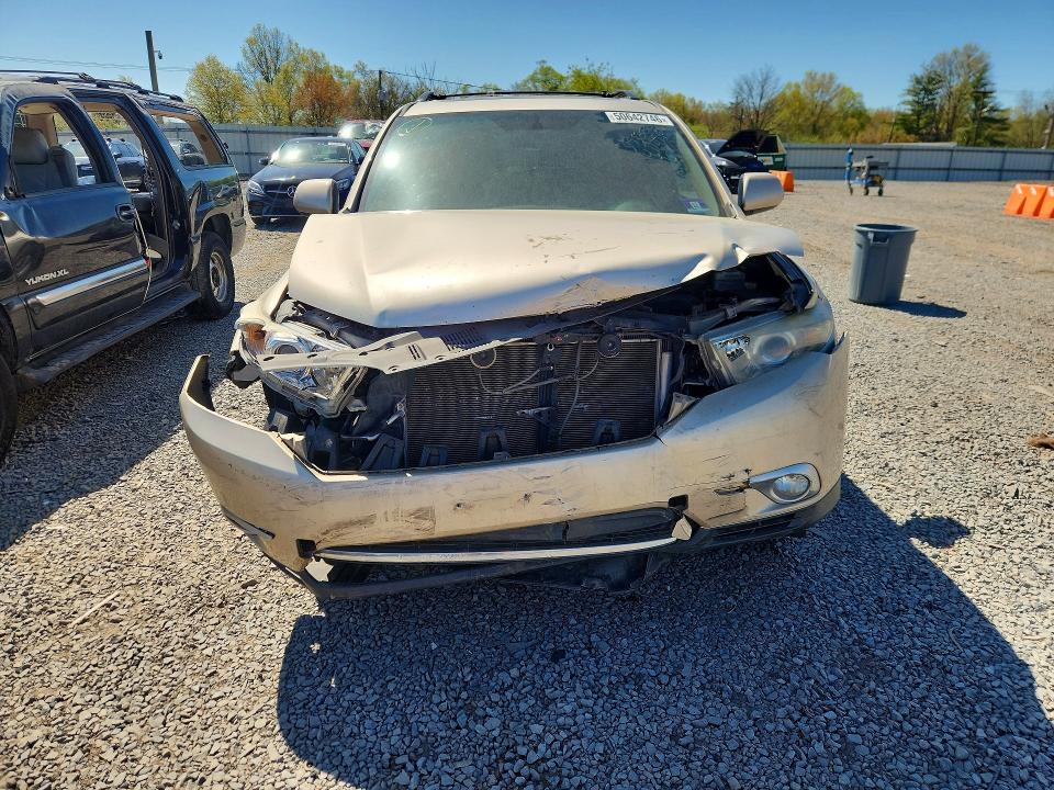 2012 Toyota Highlander VIN 5TDBK3EH8CS147591 COPART salvage auction — FRONT END, Salvage Title, sold $525 on 2026-07-24 (photo 5)