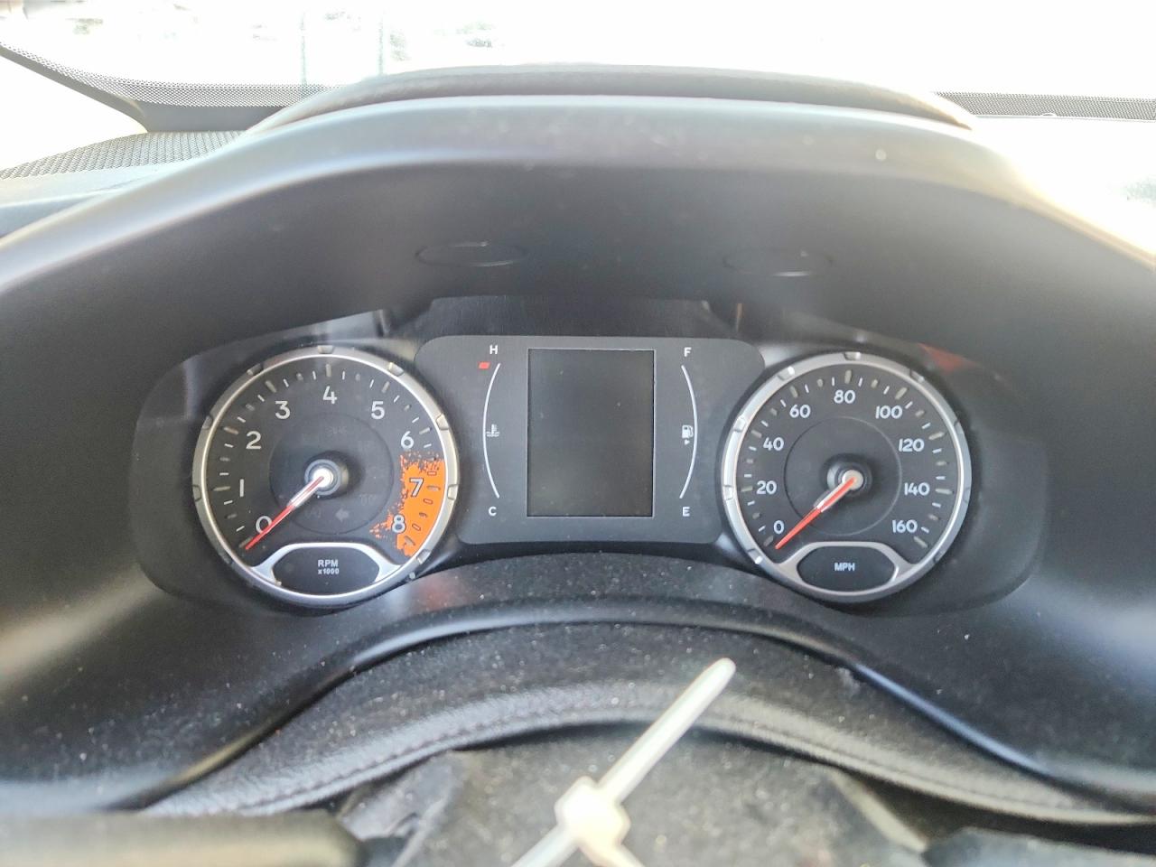 2015 Jeep Renegade VIN ZACCJABT7FPC27325 COPART salvage auction — Front End, TX - SALVAGE VEHICLE TITLE, sold $275 on 2026-07-09 (photo 9)