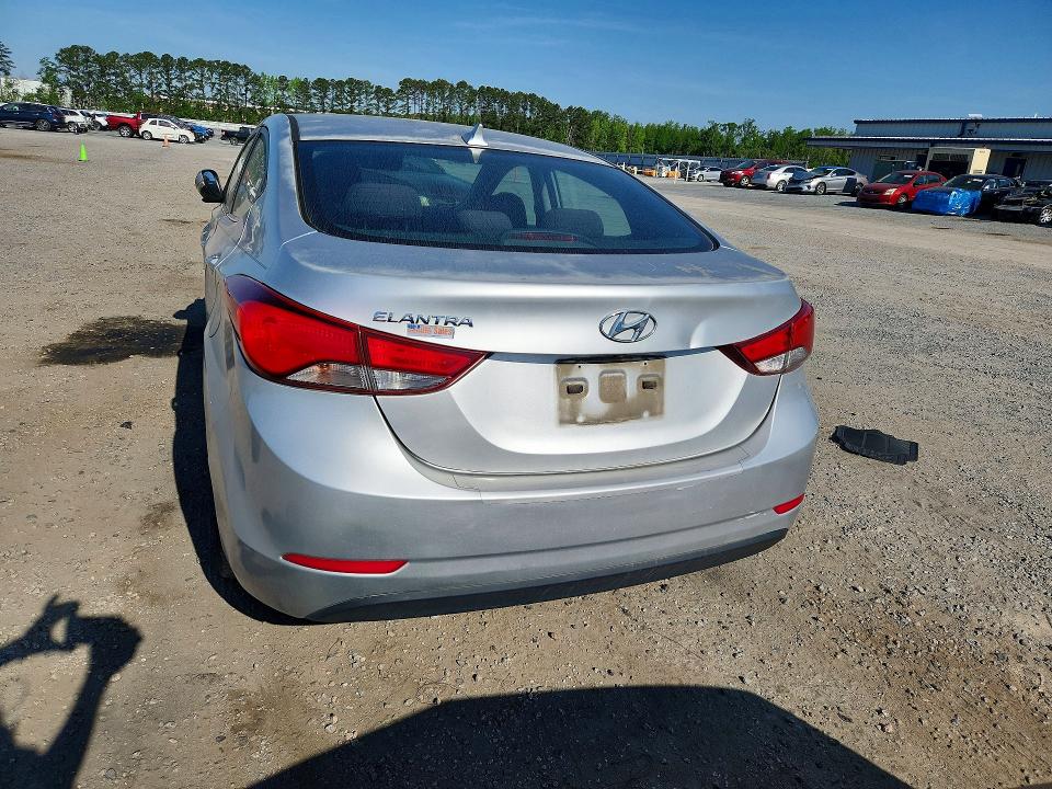 2016 Hyundai Elantra VIN KMHDH4AE9GU484714 COPART salvage auction — FRONT END, Nc - Salvage Certificate Of Title, sold $400 on 2026-07-20 (photo 6)