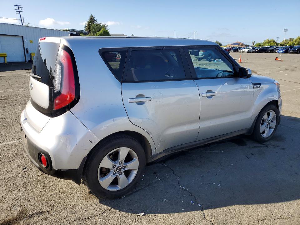 2017 Kia Soul VIN KNDJN2A28H7419296 COPART salvage auction — VANDALISM, CA - SALVAGE CERTIFICATE, sold $175 on 2026-07-24 (photo 3)