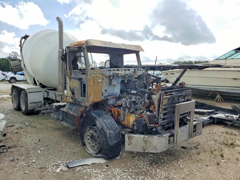 2020 Mack Granite VIN 1M2GR2GC8LM013488 COPART salvage auction — BURN, TX - SALVAGE VEHICLE TITLE, sold $275 on 2026-09-04 (photo 1)