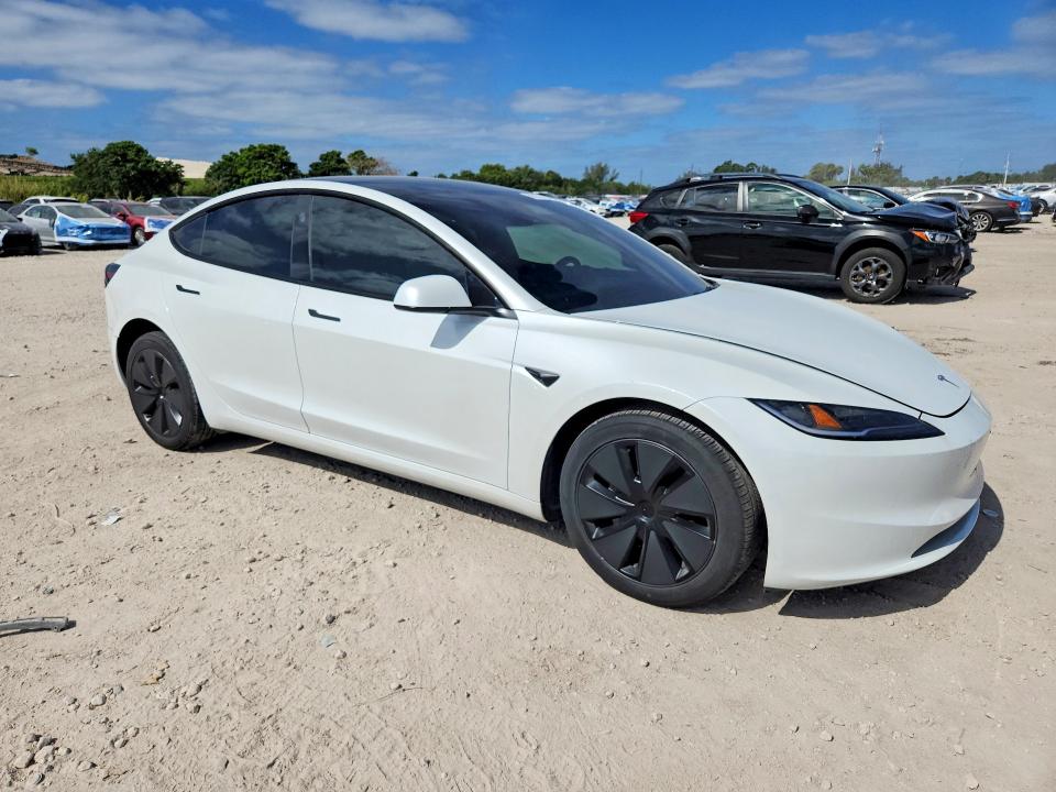 2025 Tesla Model 3 VIN 5YJ3E1EA8SF039977 COPART salvage auction — FRONT END, Fl - Certificate Of Destruction, sold $15,000 on 2026-07-02 (photo 4)
