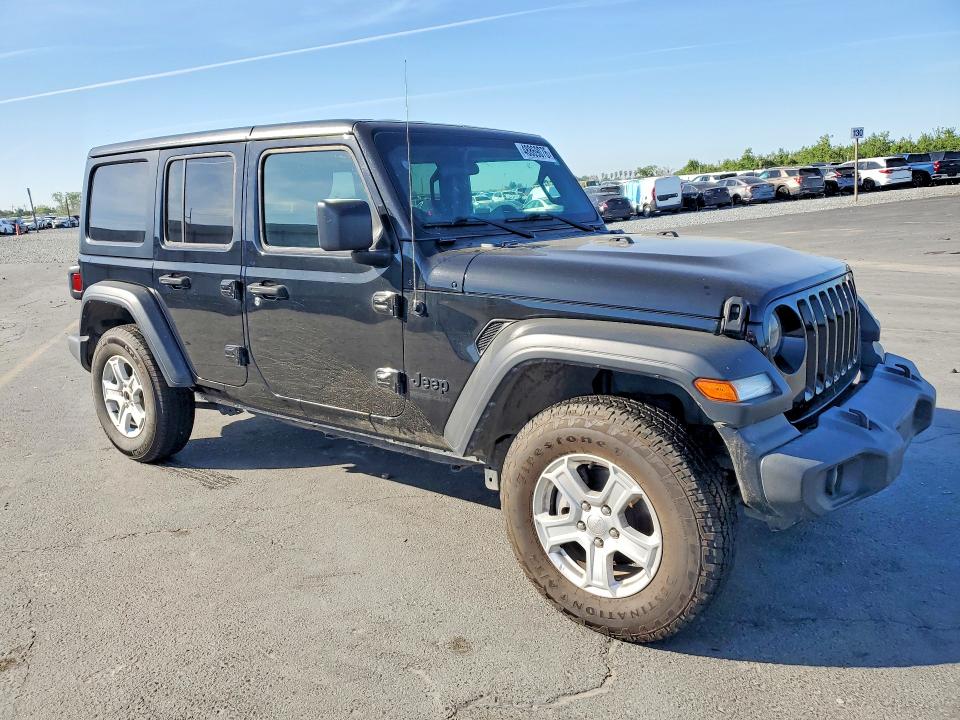 2023 Jeep Wrangler / VIN 1C4HJXDN4PW589415 COPART salvage auction — SIDE, Salvage Title, sold $9,800 on 2026-07-20 (photo 4)