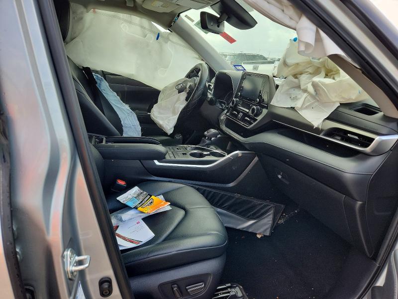 2021 Toyota Highlander VIN 5TDGZRBH1MS074283 COPART salvage auction — SIDE, Tx - Certificate Of Title, sold $400 on 2026-07-29 (photo 7)