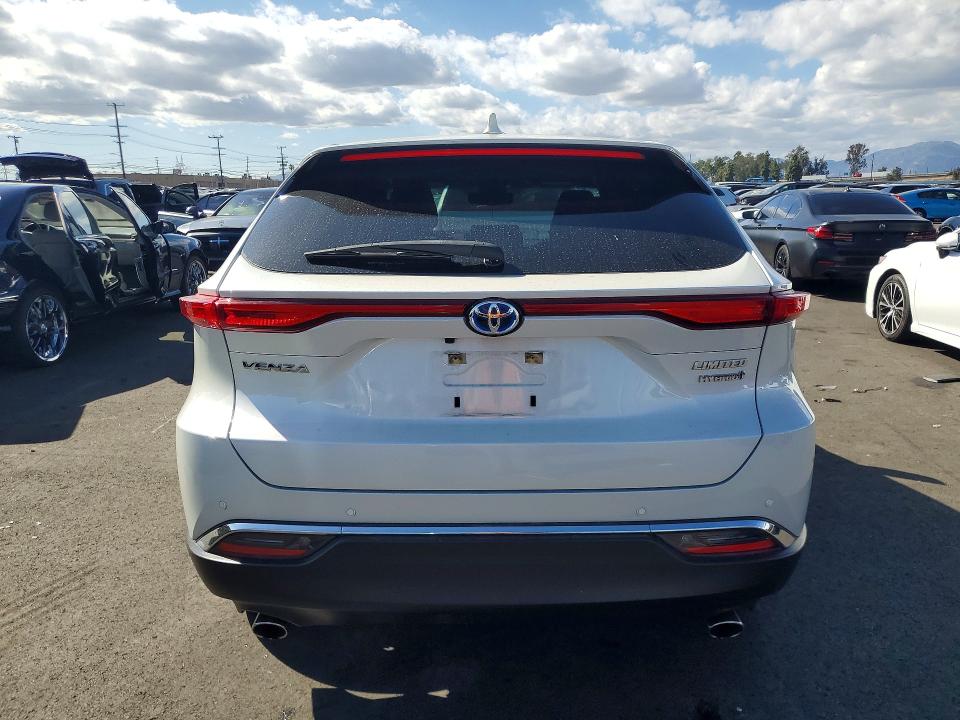 2022 Toyota Venza VIN JTEAAAAH4NJ110140 COPART salvage auction — SIDE, Salvage Title, sold $14,800 on 2026-07-13 (photo 6)